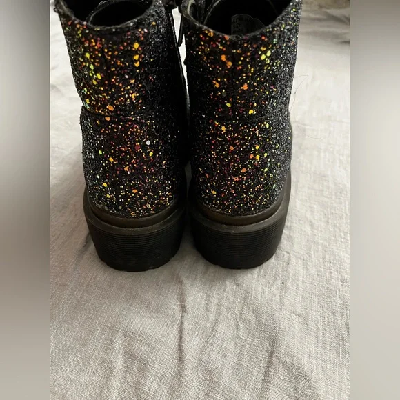 YRU SLAYR GLITTER BLACK PLATFORM BOOTS NWOB rave festival edc - Picture 6 of 9